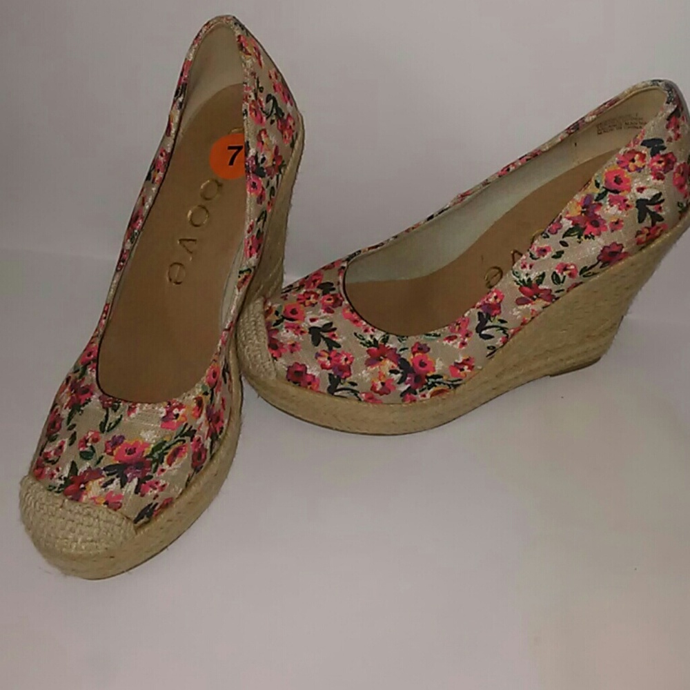 Groove Size 7 wedges